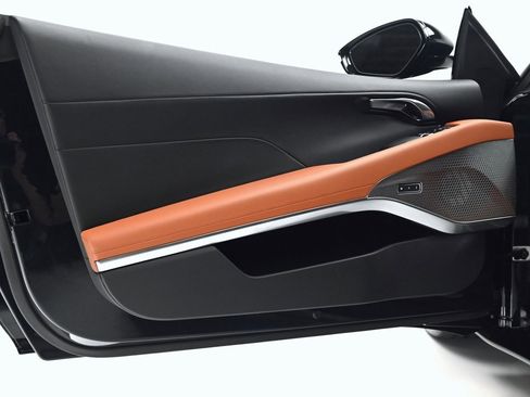 New 2025 Lotus Emira image 18