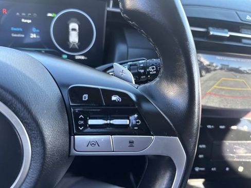 Used 2023 Hyundai Tucson Limited image 32