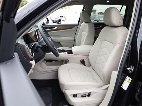 New 2026 Volkswagen Atlas SE image 10