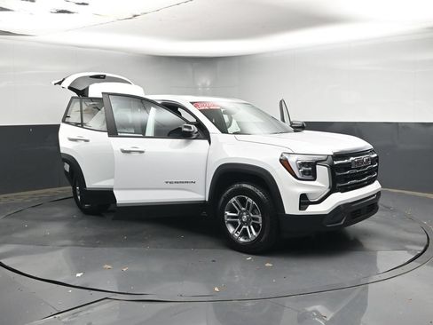 Used 2026 GMC Terrain Elevation FWD image 46