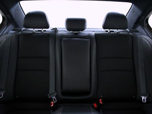 Used 2017 Honda Accord Sport image 15