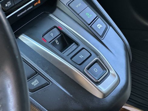 Used 2021 Honda CR-V Touring image 18