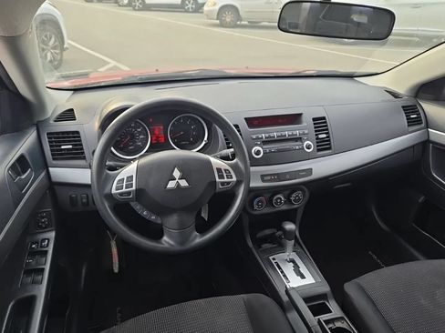 Used 2010 Mitsubishi Lancer ES FWD image 7