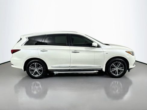 Used 2017 INFINITI QX60 FWD w/ Premium Plus Package image 4