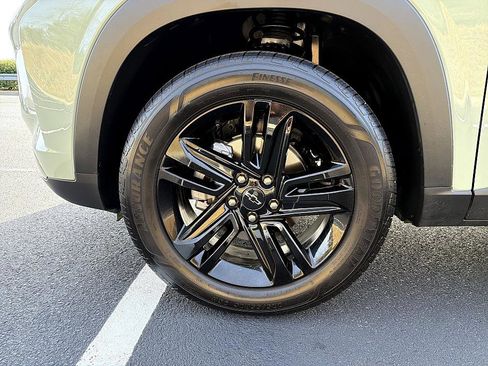 Used 2025 Chevrolet Trax ACTIV w/ Driver Confidence Package image 8