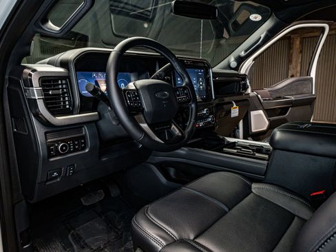 Used 2026 Ford F250 Platinum image 17