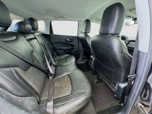 Used 2021 Jeep Compass Latitude FWD image 18