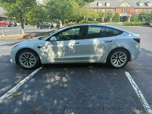 Used 2023 Tesla Model 3 Standard Range RWD image 6