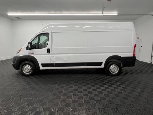 Used 2021 RAM ProMaster 2500 image 2