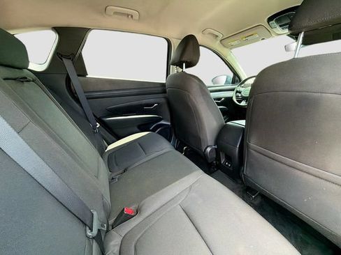 Certified 2025 Hyundai Tucson SE FWD image 25