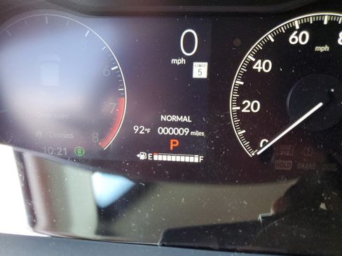 Used 2025 Honda HR-V EX-L image 24