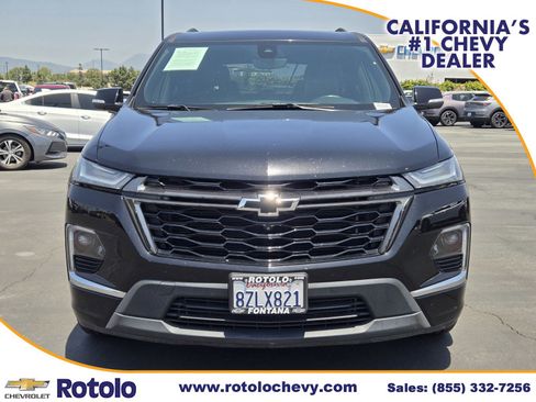 Used 2022 Chevrolet Traverse Premier w/ Redline Edition FWD image 2