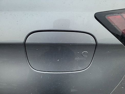 Used 2022 Ford Edge Titanium image 27