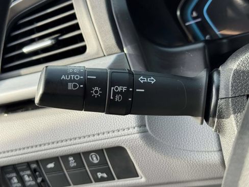 Used 2023 Honda Odyssey Touring image 25