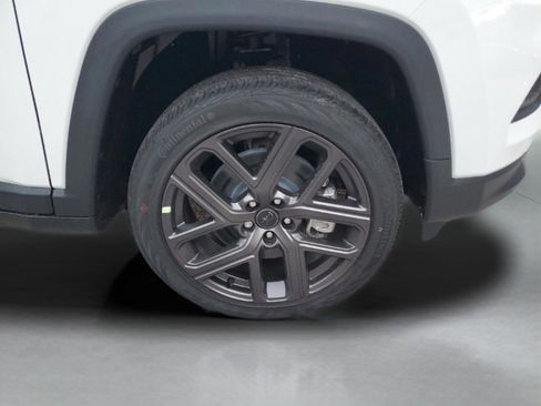 New 2026 Jeep Compass Latitude AWD/4WD image 35