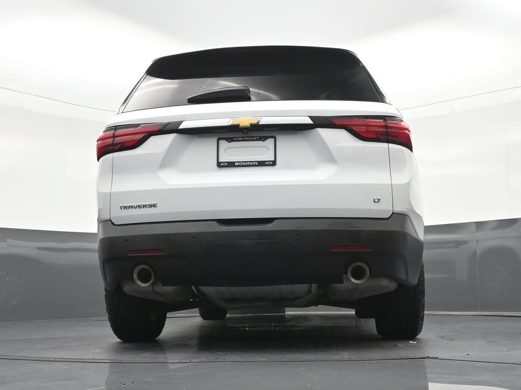 Used 2023 Chevrolet Traverse LT FWD image 27