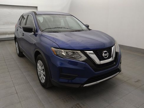 Used 2017 Nissan Rogue S FWD image 13