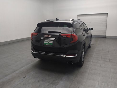 Used 2019 GMC Terrain SLT w/ Preferred Package image 9