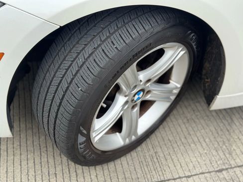 Used 2013 BMW 320i xDrive Sedan image 30