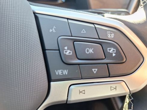 New 2026 Volkswagen Atlas SE FWD image 14