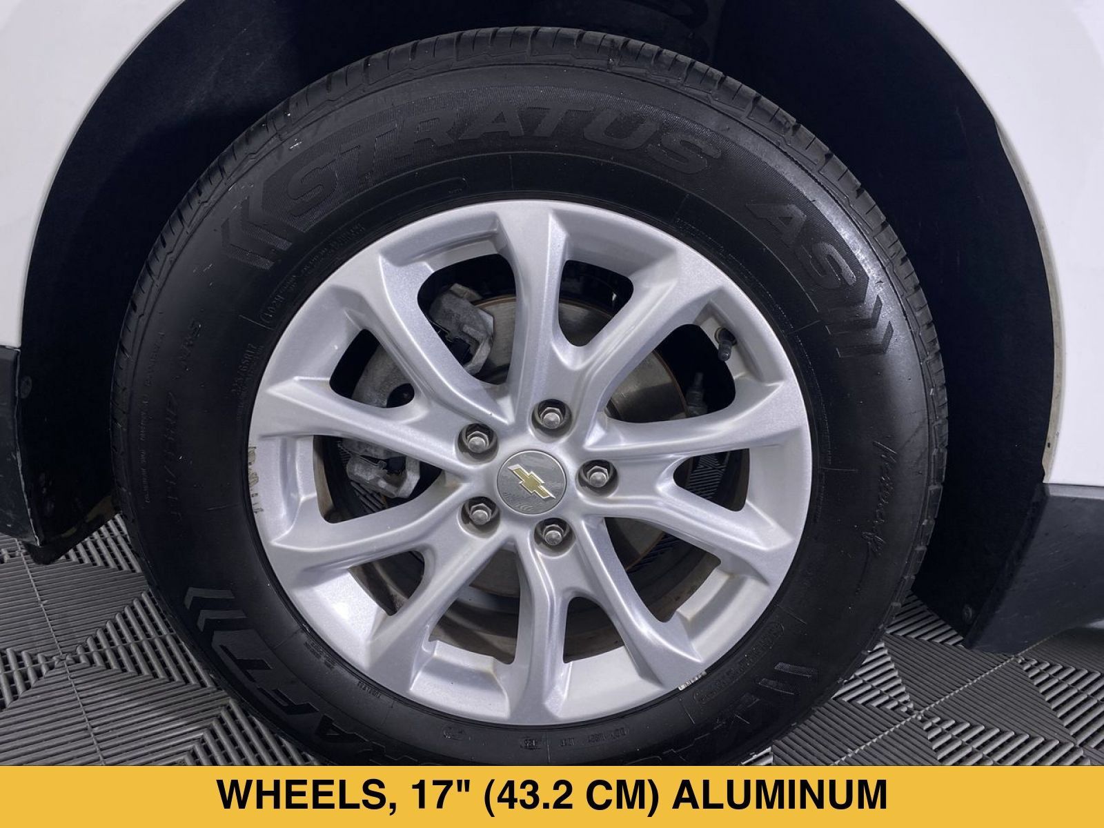 Certified 2020 Chevrolet Equinox LT FWD image 14