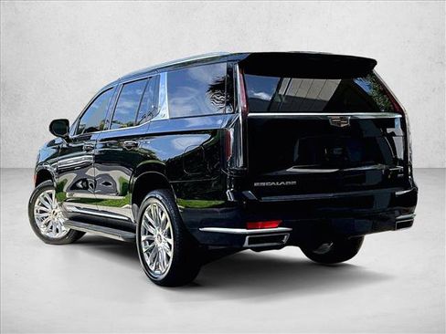 Used 2024 Cadillac Escalade Premium Luxury AWD/4WD image 13