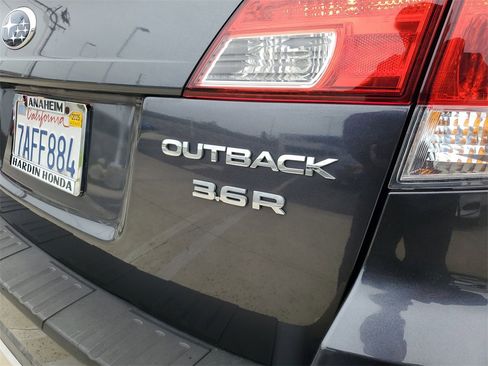 Used 2013 Subaru Outback 3.6R Limited image 8
