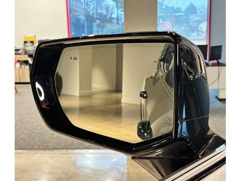 Used 2025 GMC Sierra EV Denali image 34