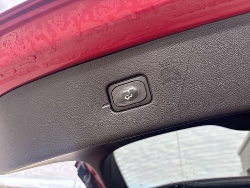 Used 2024 Ford Edge ST image 32