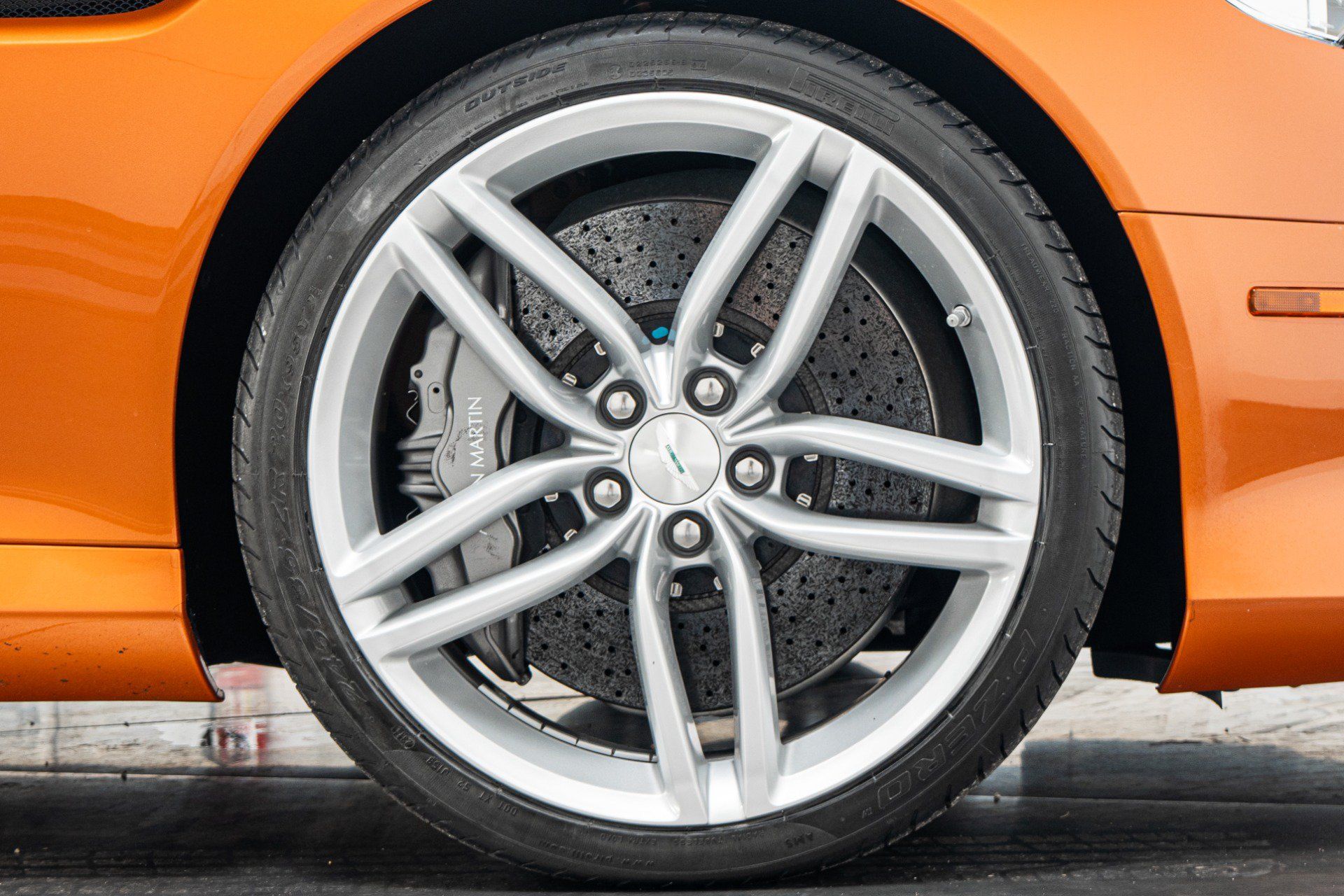Used 2012 Aston Martin Virage Coupe RWD image 42