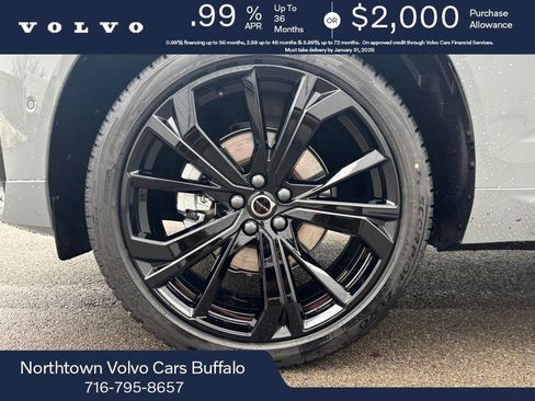 New 2026 Volvo XC60 B5 Ultra w/ Climate Package image 2