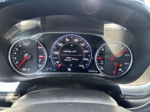 Used 2023 Chevrolet Traverse Premier w/ Redline Edition FWD image 32