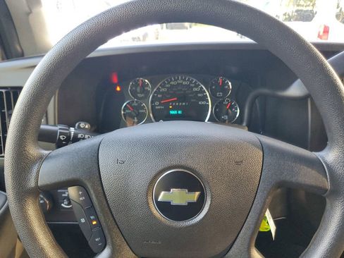 Used 2024 Chevrolet Express 2500 w/ Driver Convenience Package RWD image 17