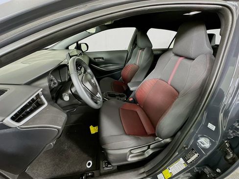 Used 2025 Toyota Corolla SE FWD image 21