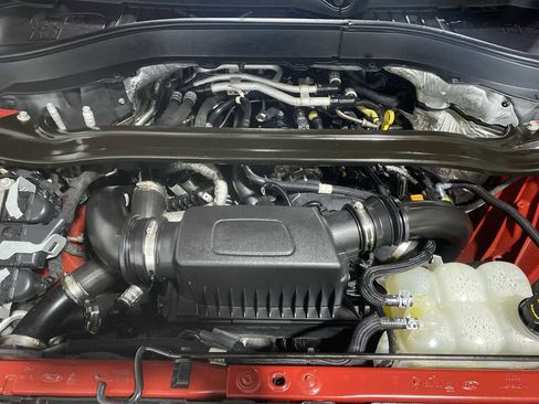 Used 2020 Ford Explorer ST w/ Premium Technology Package image 9