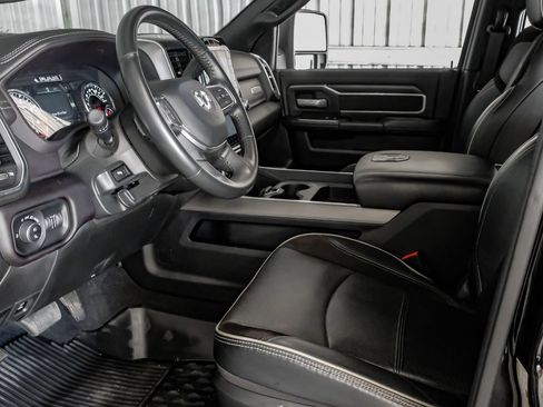 Used 2024 RAM 2500 Laramie w/ Night Edition AWD/4WD image 15