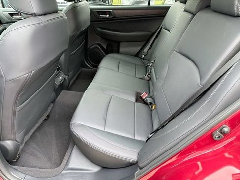 Used 2018 Subaru Outback 2.5i Limited AWD/4WD image 26