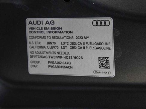 Used 2023 Audi Q5 2.0T Premium w/ Convenience Package image 28