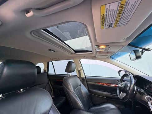 Used 2011 Subaru Outback 2.5i Limited w/ PWR Moonroof Pkg AWD/4WD image 21