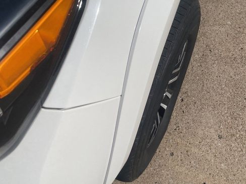 Used 2021 Toyota Tacoma TRD Sport image 7