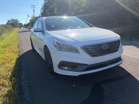 Used 2015 Hyundai Sonata Sport 2.0T w/ Option Group 07 FWD image 2