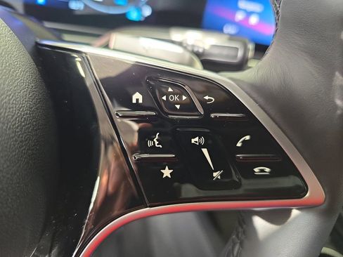 Certified 2025 Mercedes-Benz GLE 350 4MATIC image 23