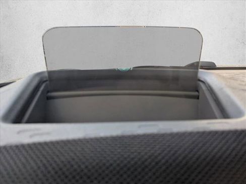 Certified 2025 MINI Cooper S image 11