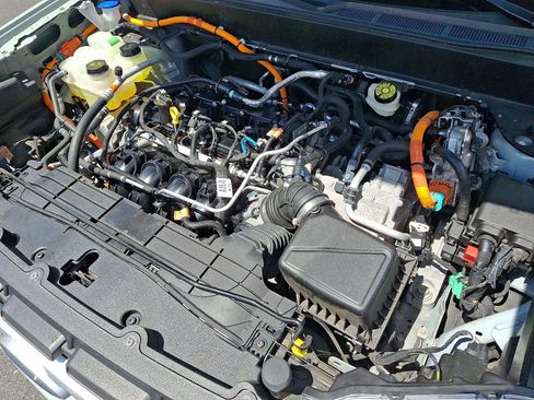Used 2022 Ford Maverick Lariat w/ Lariat Luxury Package FWD image 27