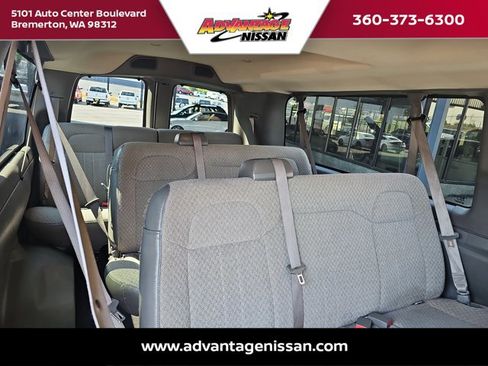 Used 2020 Chevrolet Express 3500 LT w/ LT Preferred Equipment Group image 19