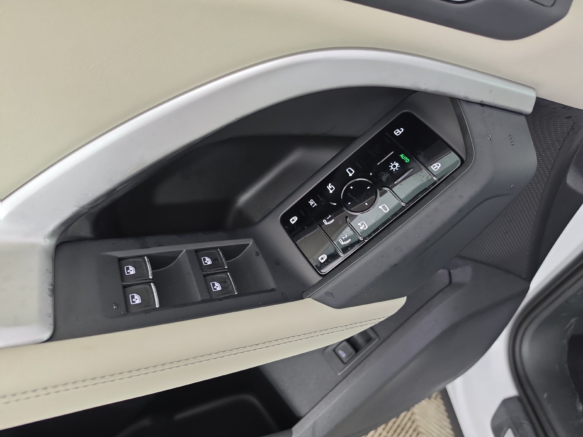 New 2026 Audi Q5 Premium AWD/4WD image 11