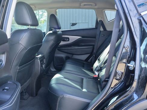 Used 2022 Nissan Murano SV image 9
