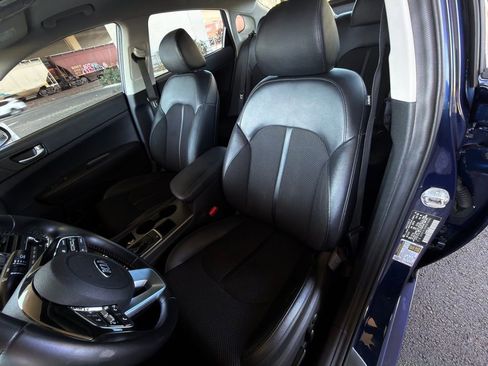 Used 2019 Kia Optima S FWD image 19