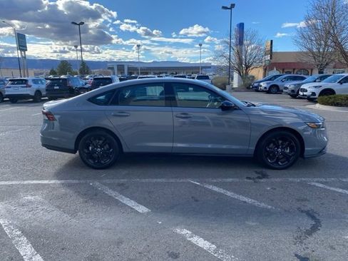 Used 2025 Honda Accord SE image 4