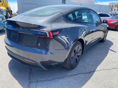 Used 2025 Tesla Model 3 Long Range RWD image 7